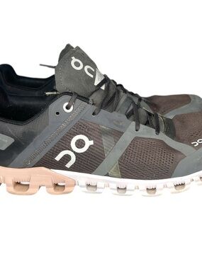 On Cloud Running Sneakers Women’s Gray Swiss Engineering Athletic Shoes